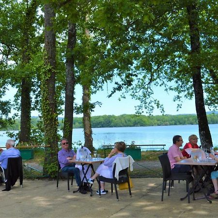 Au Relais Du Gue De Selle Mézangers Exterior foto