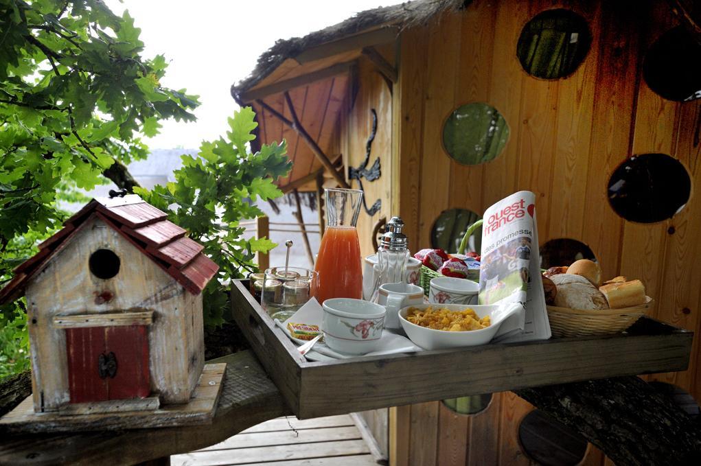 Au Relais Du Gue De Selle Mézangers Exterior foto